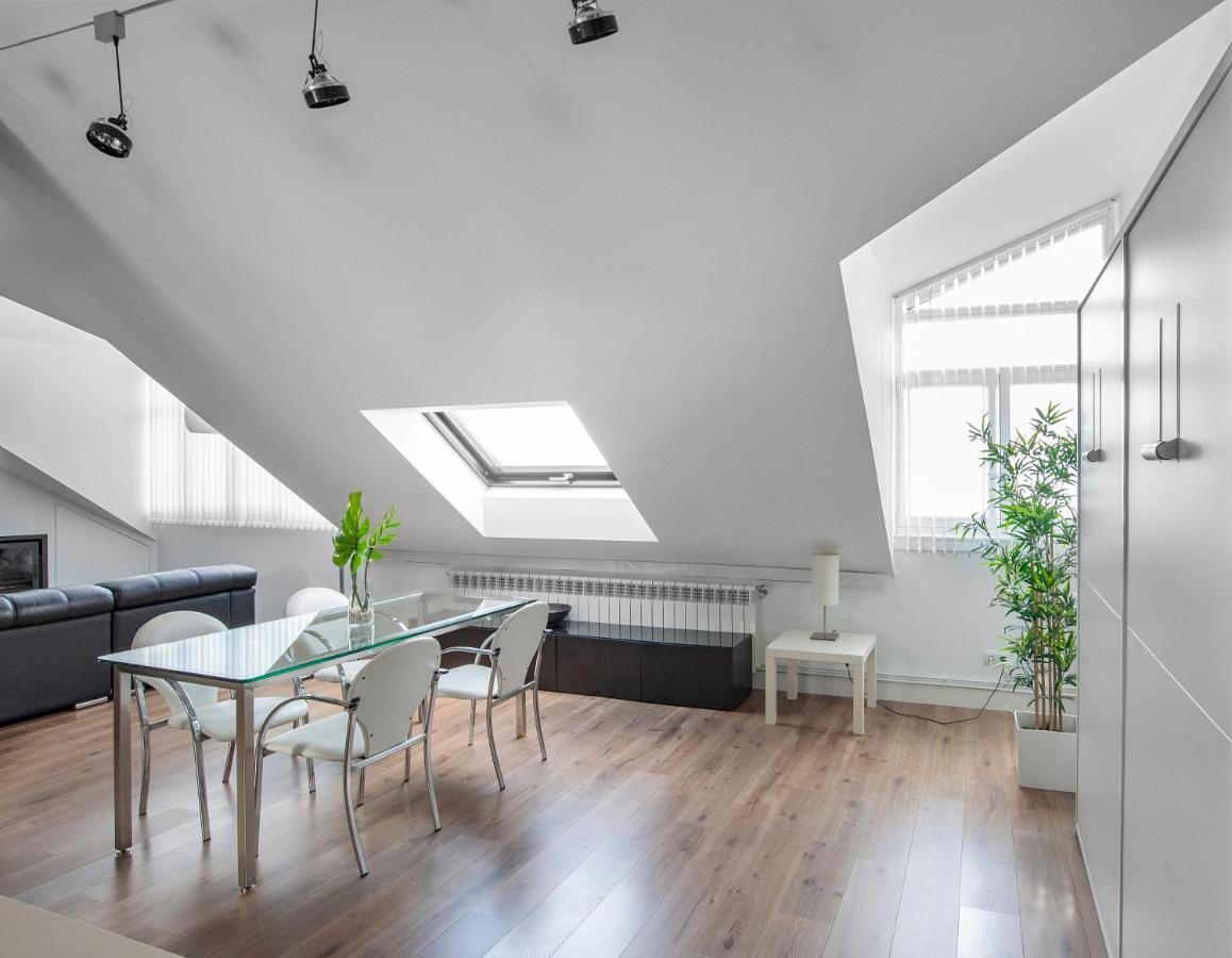 Oktheway Loft Maestranza Apartment A Coruna Bagian luar foto