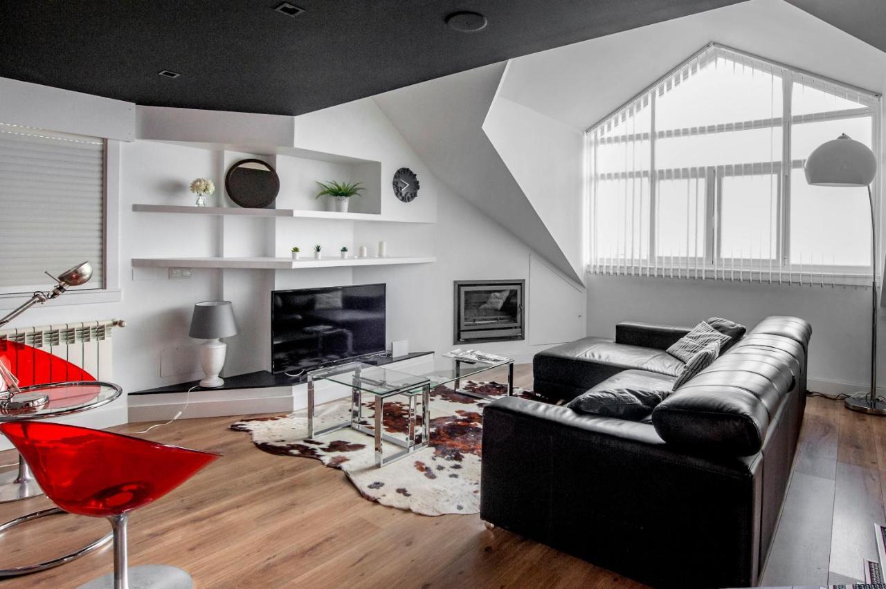 Oktheway Loft Maestranza Apartment A Coruna Bagian luar foto